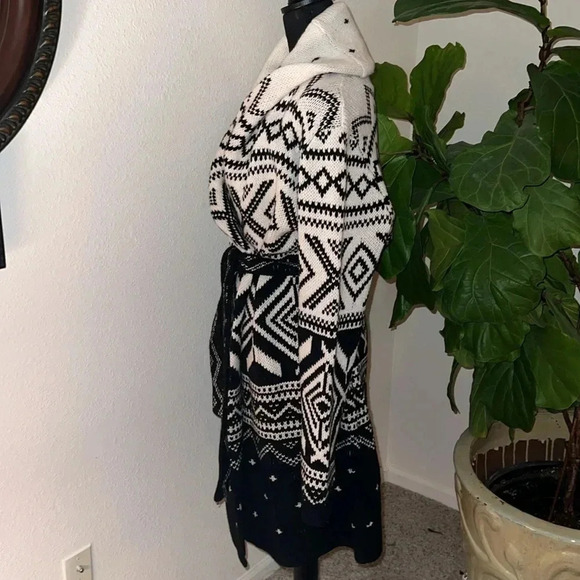 Ralph Lauren Women’s Black White Aztec Southwest Car Coat Cardigan Size XL - Picture 6 of 16